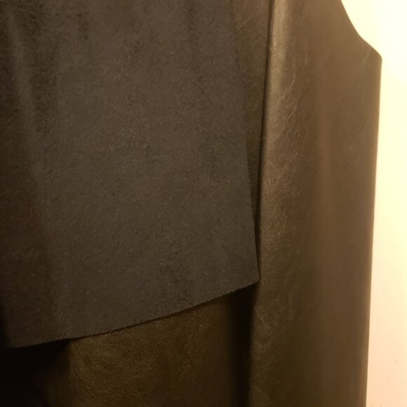 Mat Vest - NWT - Picture 6 of 15